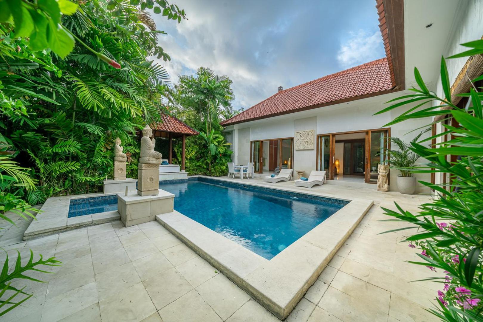 Villa Nemia Seminyak Exteriör bild